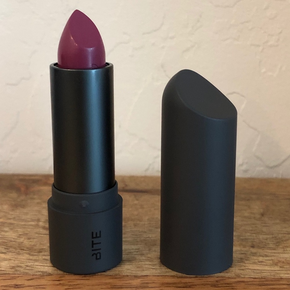 Bite Beauty Amuse Bouche Lipstick in Eggplant NEW!